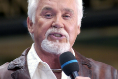 Kenny Rogers performs on the Weekend Today Show, NYC