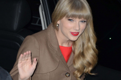 SwiftTaylor_10221201a